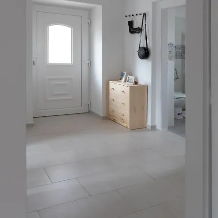 Semesterbostad Amande House&cottage *