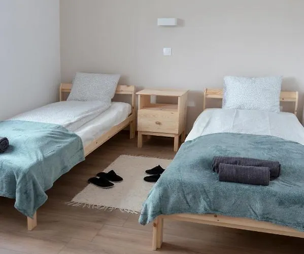 Amande House & * פוניארצוושהג'