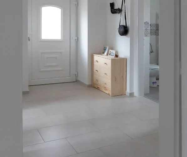 בית נופש Amande House & *